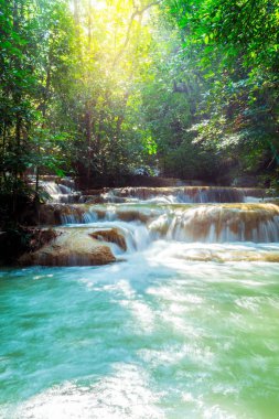 Erawan şelale, Erawan Milli Parkı Thaila içinde Kanchanaburi itibariyle