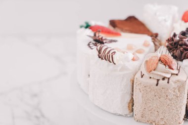 farklı dilim kek kek stand