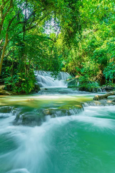 Huay Mae Kamin Waterfall, Kanchanaburi Tayland