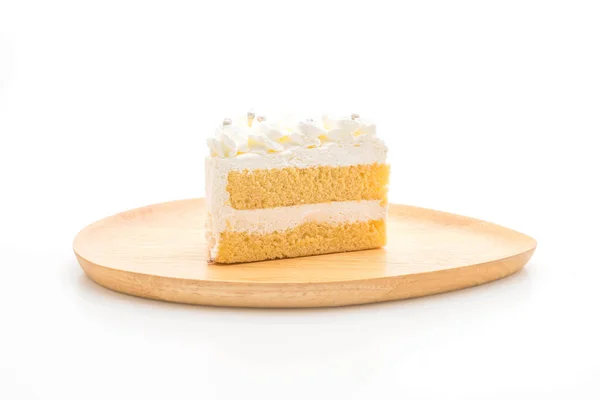 Ванильный торт на белом фоне — стоковое фото