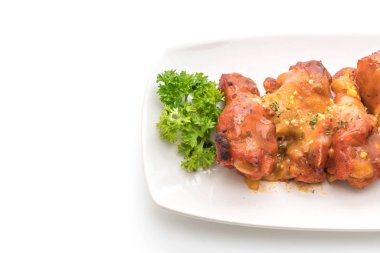 Peynirli tavuk kanadı ızgara