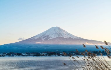 Dağ Fuji San Kawaguchiko Gölü.