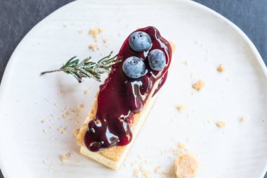 yaban mersini peynirli kek