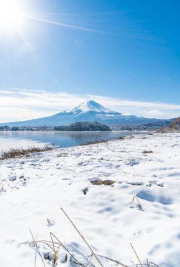 Dağ Fuji San Kawaguchiko Gölü.
