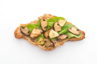 mantar kruvasan sandviç