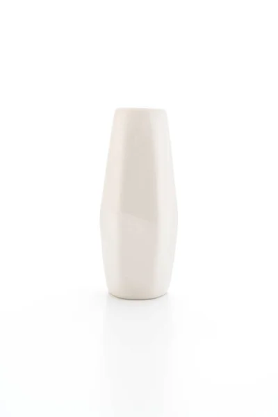 Красивая белая ваза на белом фоне — стоковое фото