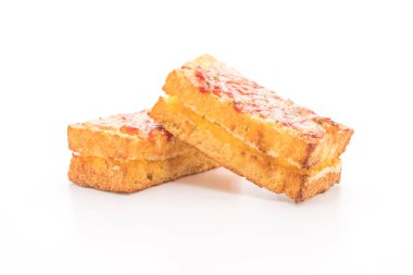Croque monsieur pastırmalı yumurta soslu sandviç.