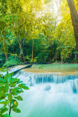 Erawan şelale, Erawan Milli Parkı Thaila içinde Kanchanaburi itibariyle