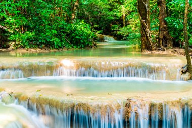 Erawan şelale, Erawan Milli Parkı Thaila içinde Kanchanaburi itibariyle