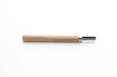 Beyaz arka plan üzerinde düz, gravür, yuvarlak ve üçgen bıçak