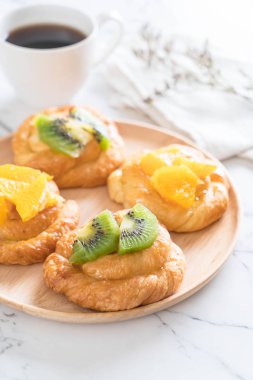 portakal ve kivi pasta