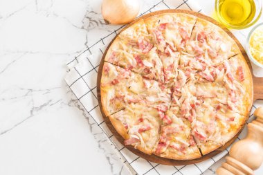 Tarte flambe pizza 