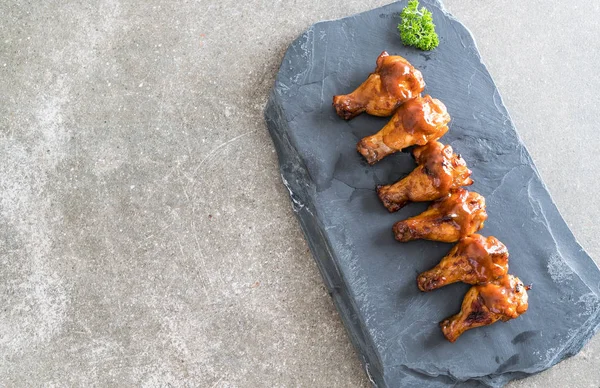 Barbekü tavuk kanadı