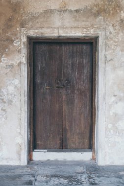 eski ve klasik pencere 