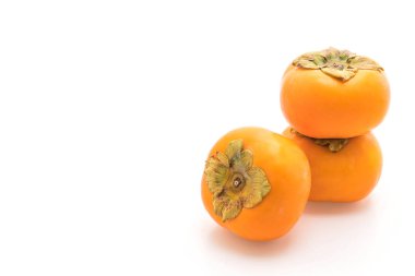 Beyaz arkaplanda taze hurma