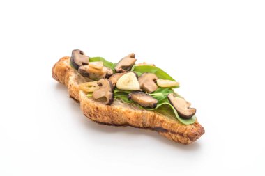 mantar kruvasan sandviç