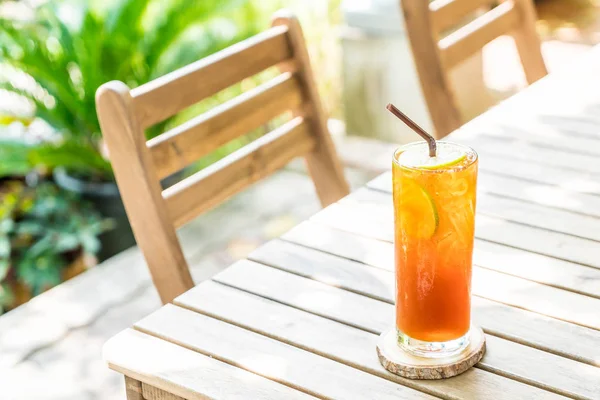 Iced lemon tea — Stock Photo, Image