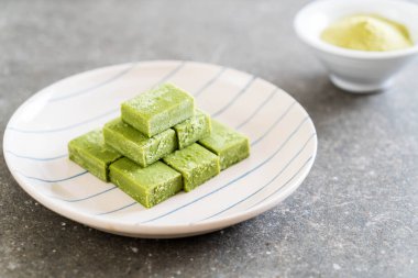 yumuşak çikolata yeşil çay 