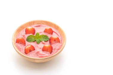 çilek smoothies kase