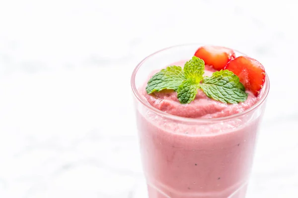 Erdbeer Smoothies Milchshake — Stockfoto