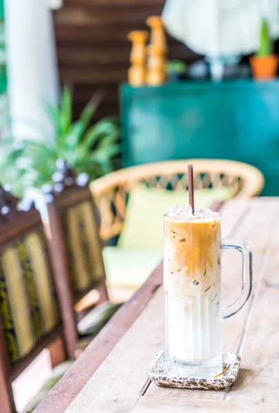 Iced latte coffee — Stock Photo, Image