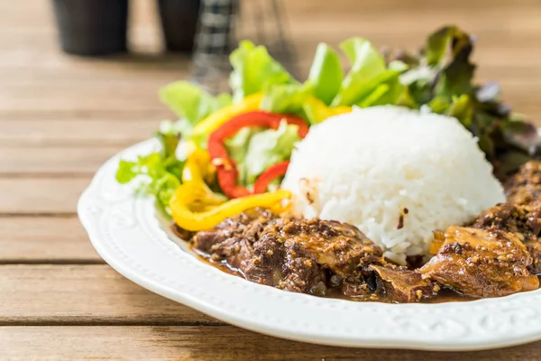 rice with roast rice pork