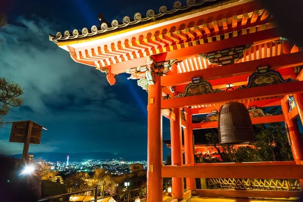 Krásná architektura v Kiyomizu-dera Temple Kyoto. — Stock fotografie