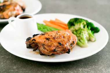 ızgara tavuk biftek 