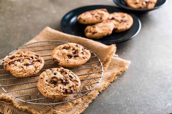 Cookies with dark chocolate — Stock Photo, Image