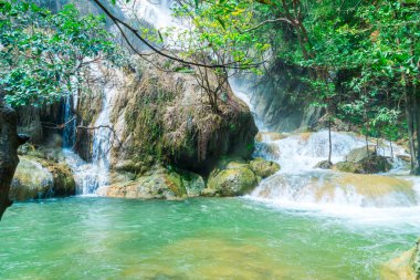 Erawan şelale, Erawan Milli Parkı Thaila içinde Kanchanaburi itibariyle