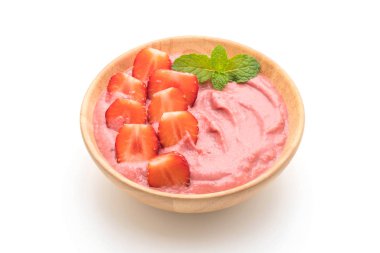 çilek smoothies kase