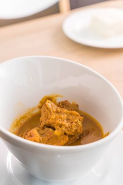 Köri Domuz kemikleri