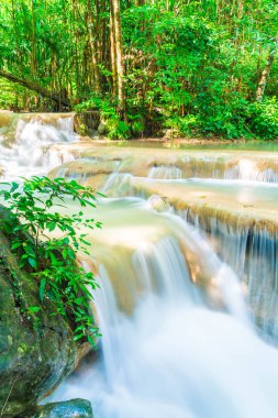 Erawan şelale, Erawan Milli Parkı Thaila içinde Kanchanaburi itibariyle