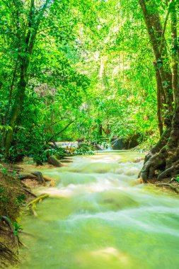 Erawan şelale, Erawan Milli Parkı Thaila içinde Kanchanaburi itibariyle