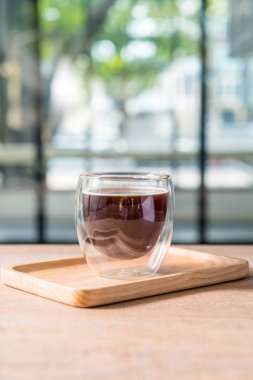 sıcak americano kahve