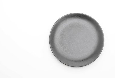 Beyaz arkaplanda siyah plaka