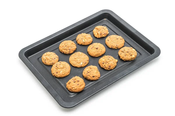 çikolata parçaları ve kaşu fındık kurabiye