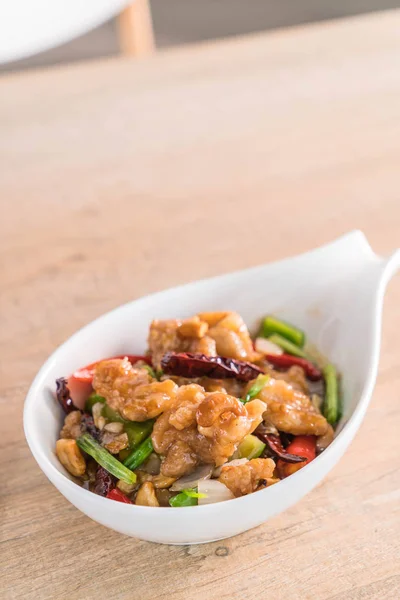 Stir-Fried Chicken with Cashew Nuts — Stock Photo, Image