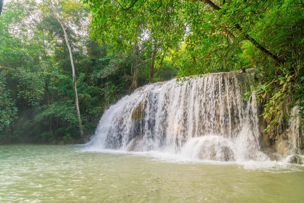 Erawan şelale, Erawan Milli Parkı Thaila içinde Kanchanaburi itibariyle