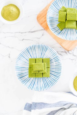 yumuşak çikolata yeşil çay 