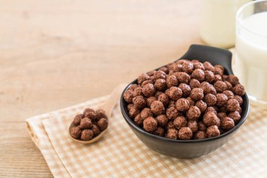 Çikolatalı gevrek kase