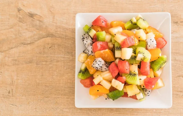 Geschnittene Früchte mischen — Stockfoto