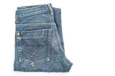 Beyaz arka plan üzerinde katlanmış kot