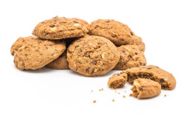 çikolata parçaları ve kaşu fındık kurabiye