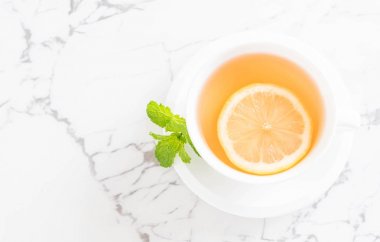 sıcak limonlu çay