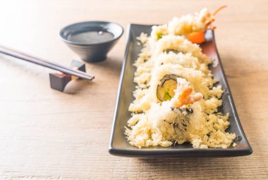 tempura karides suşi roll 