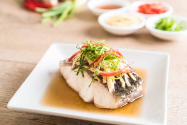 soya sosu Snapper balık buğulama