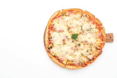 Ispanak ve pastırma pizza