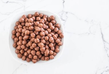 Çikolatalı gevrek kase