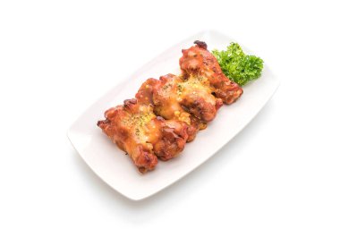 Peynirli tavuk kanadı ızgara